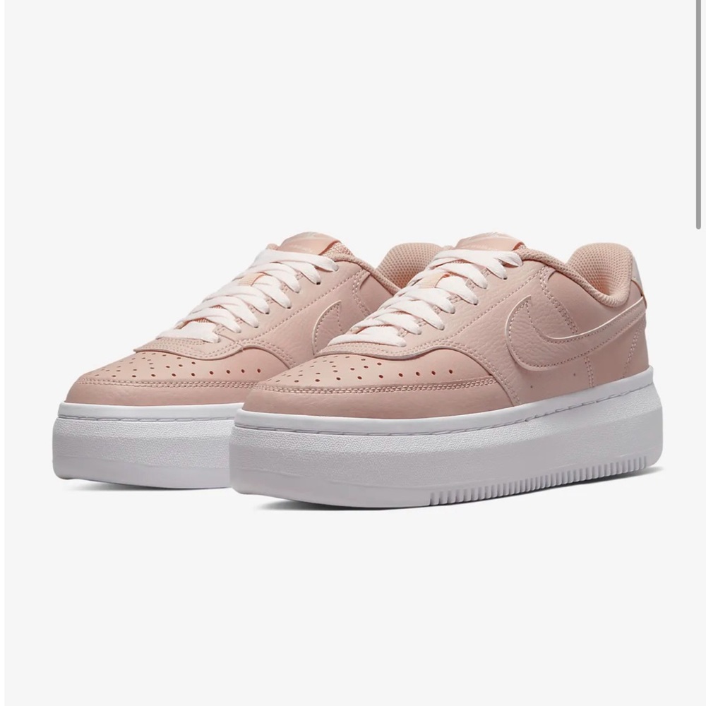 New Women’s Nike Air Force Court Vision Alta Sneaker Size 7.5